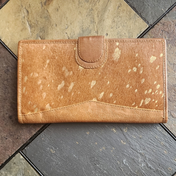 Jane Marie Cowhide & Leather Wallet - Picture 2 of 3